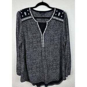 Lucky Brand Long Sleeved Boho Top with Embroidered Details Size 1X